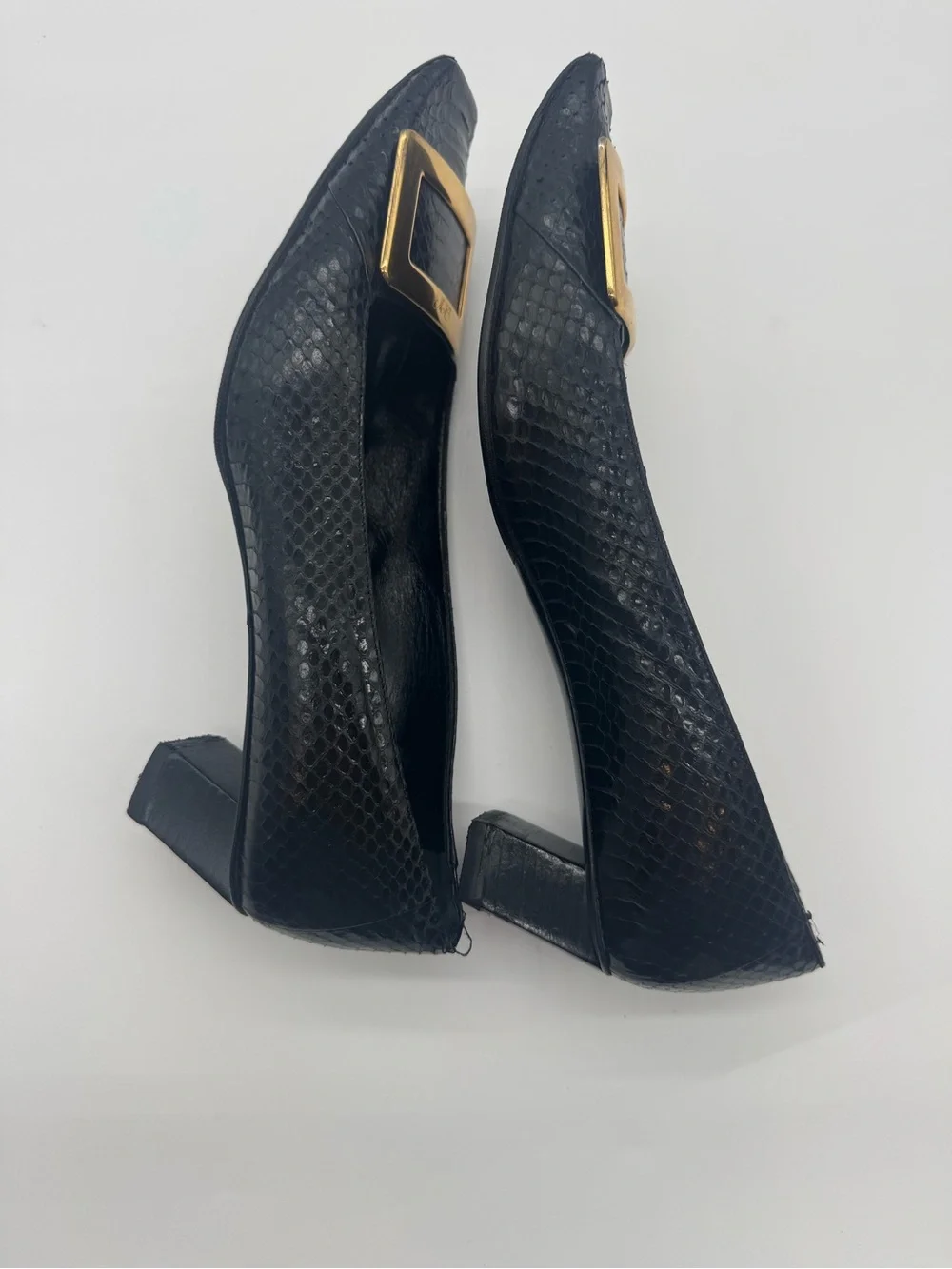 Vintage Roger Vivier Paris Black Python Gold Buckle Pumps EU 40 Luxury Heels